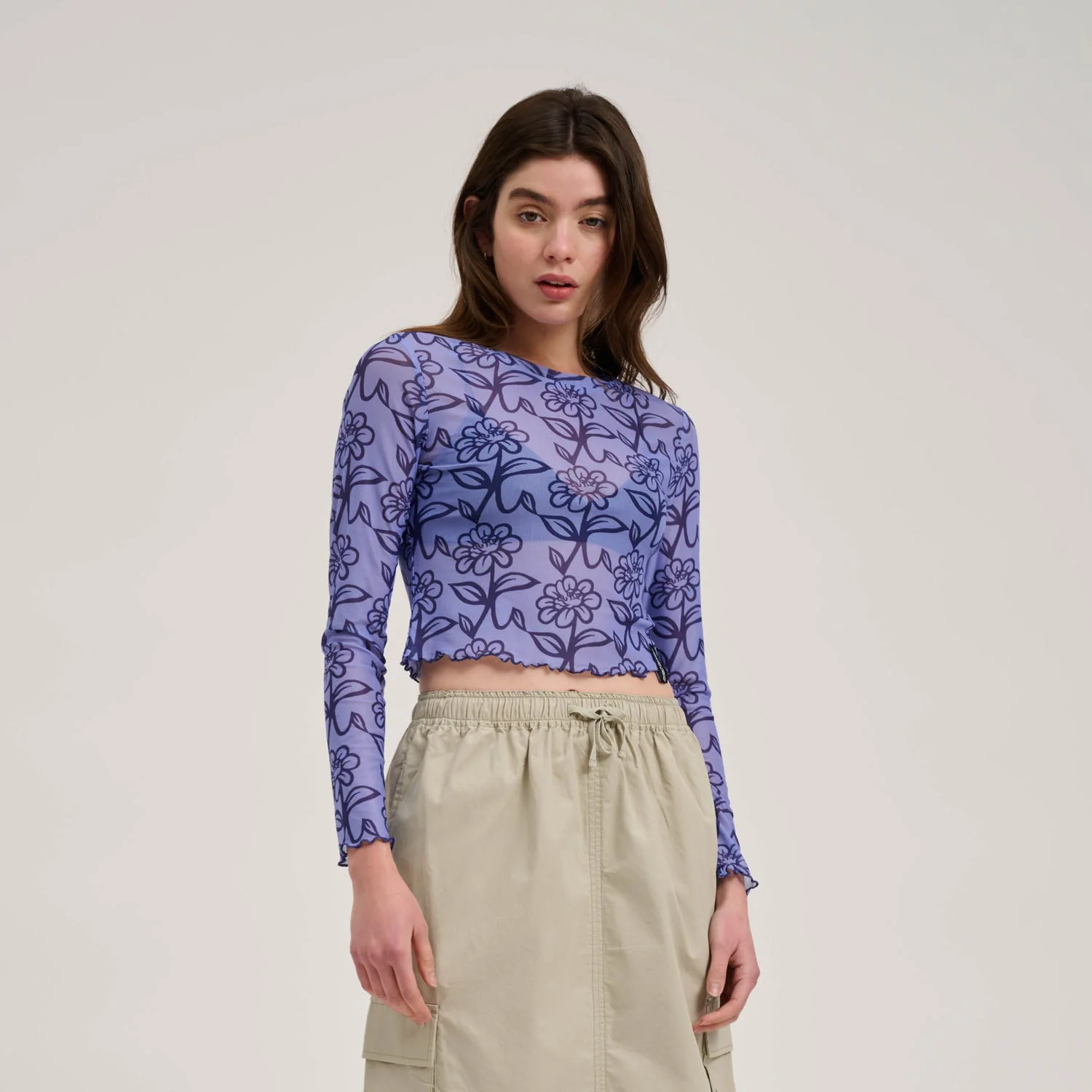 Delfino Flower Mesh Crop Long Sleeve - Image 3
